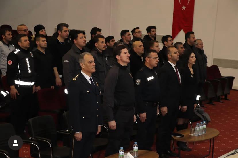 TERÖRİZME KARŞI ÖNEMLİ TESİSLERİ KORUMA KURSU SERTİFİKA TÖRENİ