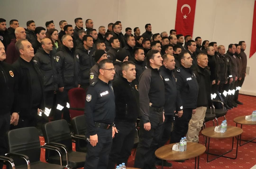 KORUMA BRANŞ TEKAMÜL EĞİTİMİ VE TERÖRİZME KARŞI ÖNEMLİ TESİSLERİN KORUNMASI KURSU SERTİFİKA TÖRENİMİZ GERÇEKLEŞTİRİLMİŞTİR.